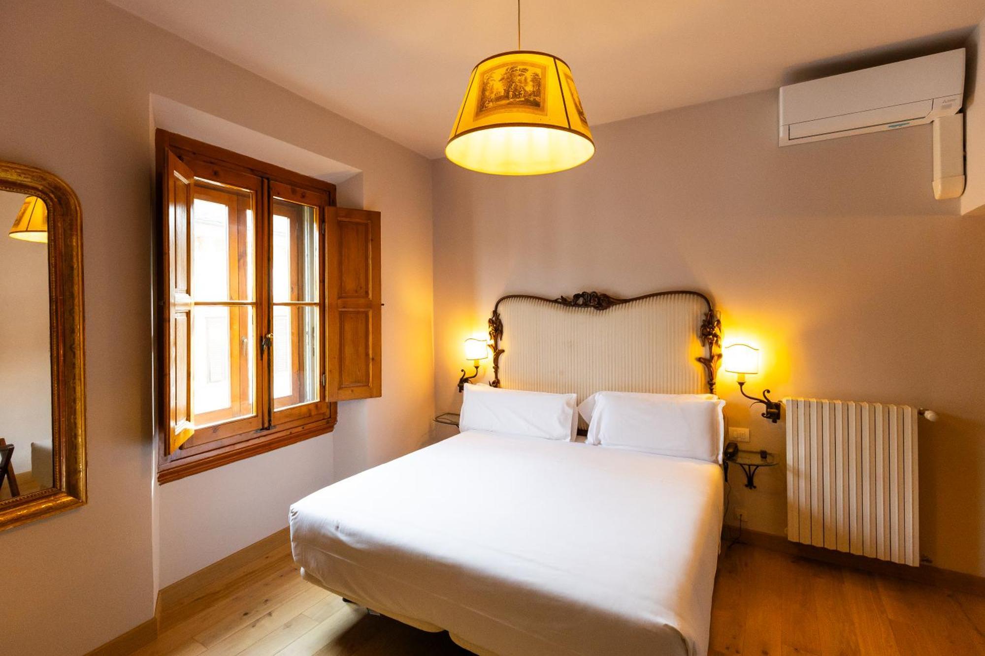 II Guelfo Bianco Hotel ฟลอเรนซ์ ภายนอก รูปภาพ